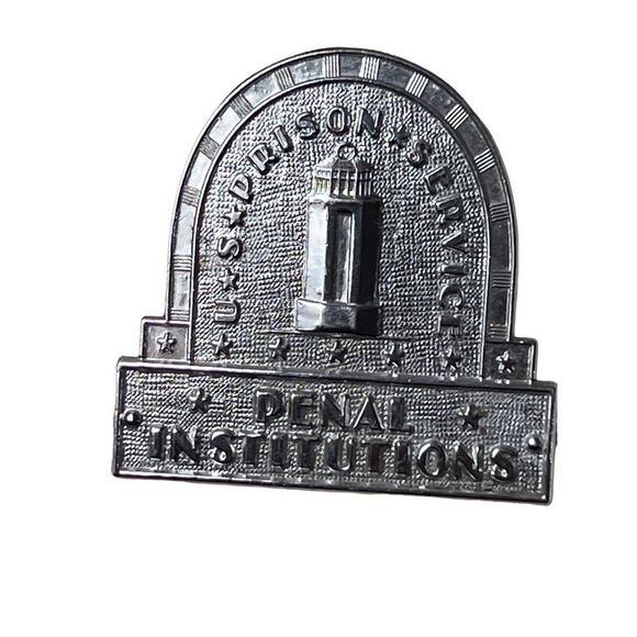 New Alcatraz Correctional Officer Silver Tone Hat Pin Brooch Costume Dress Up - Picture 2 of 3